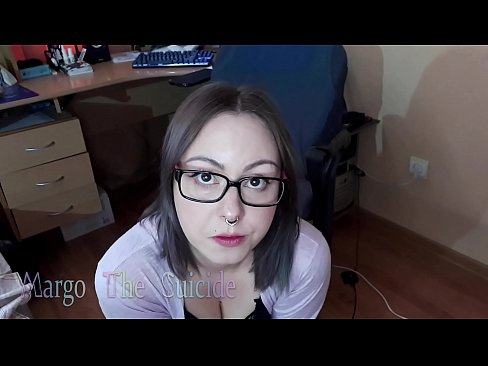 ❤️ Nighean gnèitheach le speuclairean a’ suirghe Dildo gu domhainn air a’ chamara ❤️❌ Bhidio fucking aig gd.hentai-for.ru